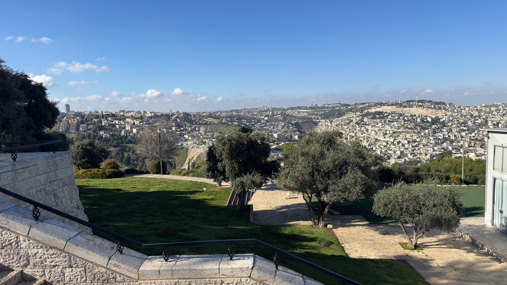 صورة ممشى جبل المكبر 2